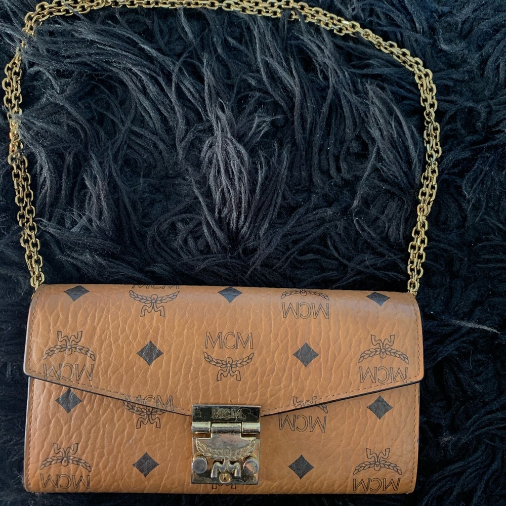 MCM - Crossbody Leather Wallet